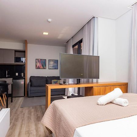 Aion Suites 205 - Lindo Apartamento Com Vista Para O Mar, A 60M Da Praia De Bombinhas, Com Piscina E Academia No Rooftop. 外观 照片